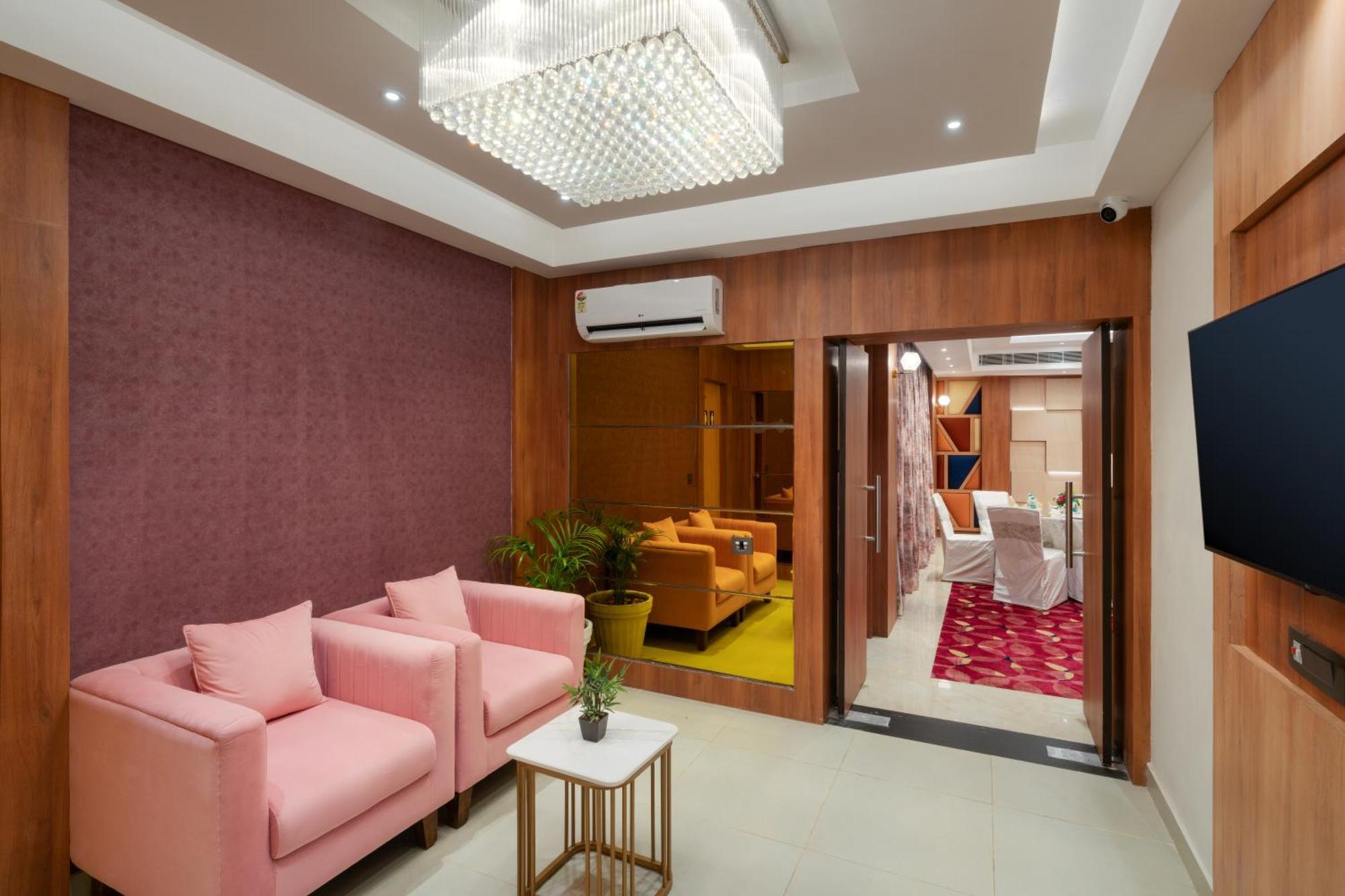 Cozzet Victoria Hotel Bhubaneswar Exteriör bild